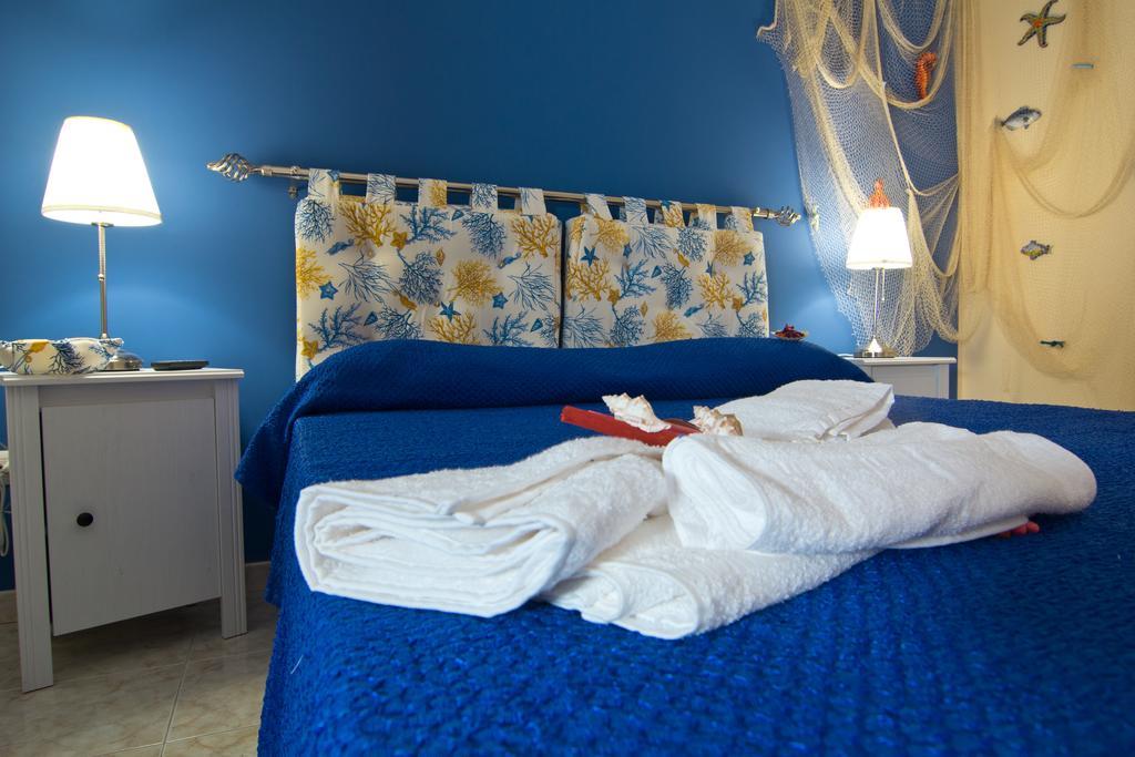 B&B Tifeo Villafranca Tirrena Habitación foto